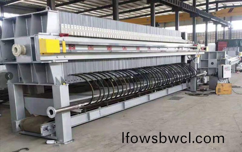 壓濾機(ji)的(de)工作(zuo)原理