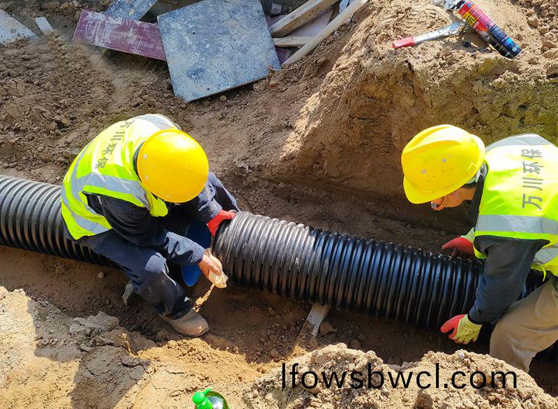 “五一”假(jia)期(qi)不停工 堅(jian)守(shou)一(yi)線保工(gong)期(qi) 緻(zhi)敬(jing)一線工(gong)作者(zhe)