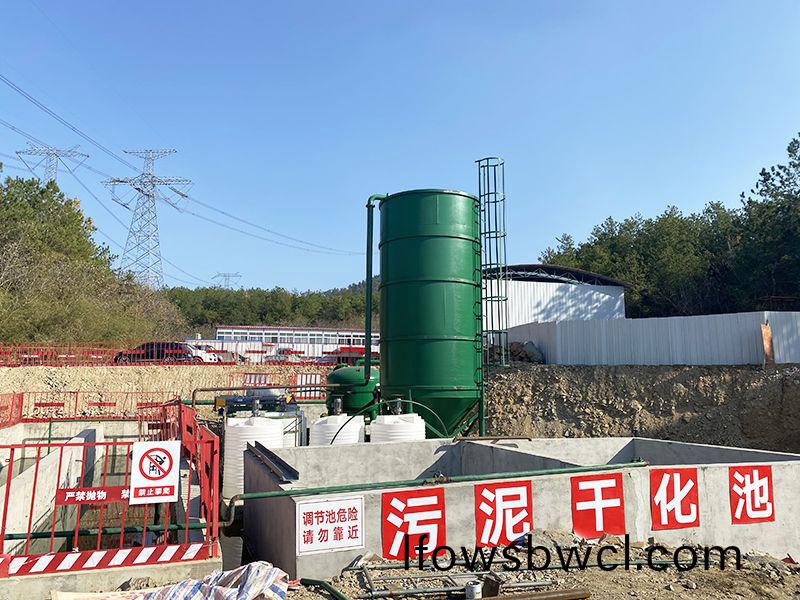 砥(di)礪(li)前行(xing)萬川(chuan)戰(zhan)士